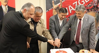 Akın, Doğum Günü’nü kutladı