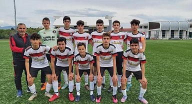Bartın Gençlerbirliği U-15 takımı finalde
