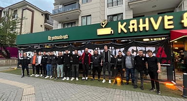 Çarşı grubu iftar yemeği düzenledi