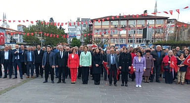 CHP yine alternatif tören düzenledi