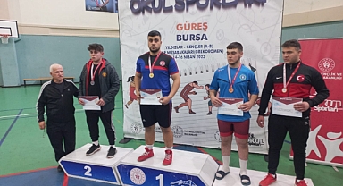 Güreşte Bartınlı sporcular derece elde etti