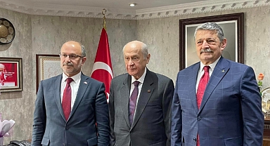 İlk Önce Bartın Belediyesi’ni ziyaret etti