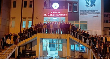 Özel İdare çalışanları iftar sofrasında buluştu
