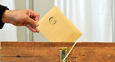 Seçmen sandıkları yarın belli oluyor