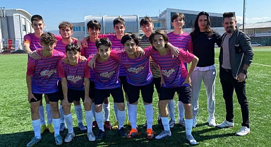 U15 liginde namağlup lider Yeni Bartınspor