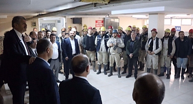 Akın madencileri ziyaret etti