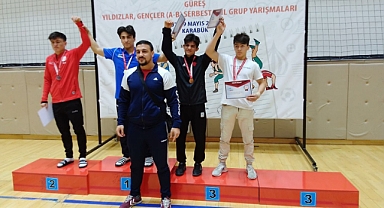 Güreşçilerimiz serbest stilde derece elde etti
