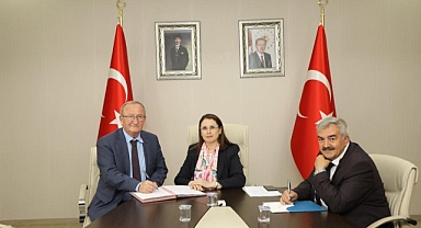 İlimizde Başarılı Bulunan 4 Projenin Sözleşmeleri İmzalandı