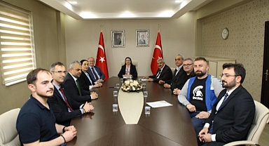 İmzalar atıldı