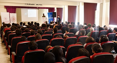 İnovasyon Atölyeleri Eğitimlerini Tamamlayan Öğrenciler Sertifikalarını Aldı