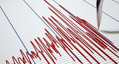 Komşu’da deprem