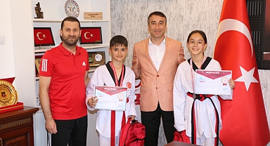 Taekwondo Sporcularından Akkaş’a ziyaret