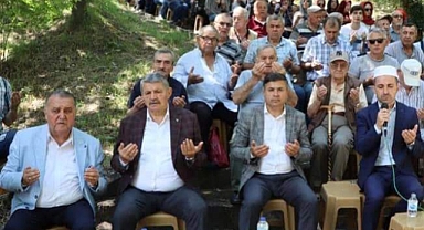 Bartın Belediyesi mezarlıklarda Yasin-i Şerif okuttu