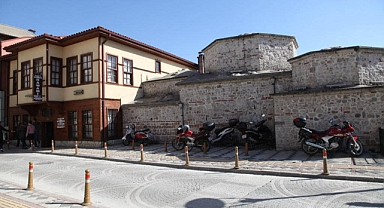 Bartın Şehir Hamamı Misafilerini Ağırlamaya Devam Ediyor