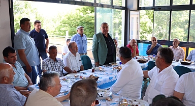 Başkan, Halk otobüsü şoförleriyle kahvaltıda buluştu