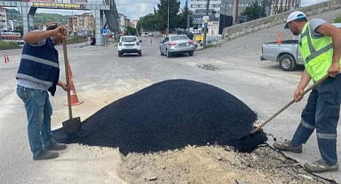 Bozulan yollara bakım yapıldı