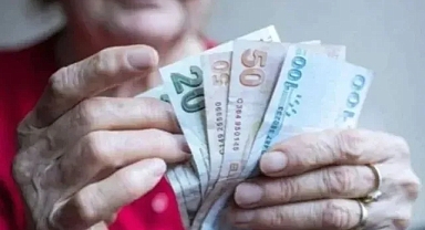 Emekli maaş ve ikramiyeleri bayram öncesi ödenecek