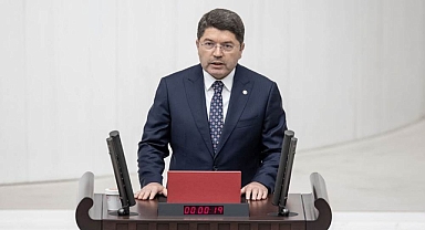 TBMM Genel Kurulunda Adalet Bakanı Yılmaz Tunç ve 17 kabine üyesi yemin etti.