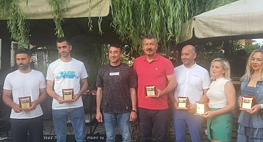 Ümit Akyemiş Tenis turnuvasına katıldı
