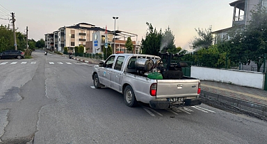 6 Araçlık Biosidal Uygulama ekibi ile ilaçlama yapılıyor