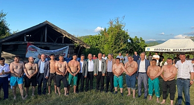 Akın, Güreş Turnuvasına katıldı