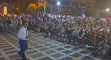 Amasra’daki halk konserine yoğun ilgi