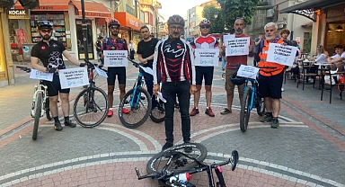 Bisiklet sürücülerinin ölümlerini protesto ettiler
