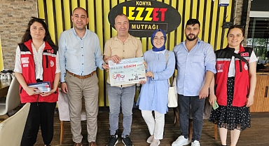 Kafe ve restoranlarda kadına yönelik şiddete dikkat çekildi