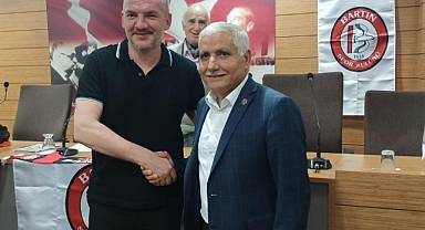 Kenan Dursun’a ilk tebrik eski başkandan geldi