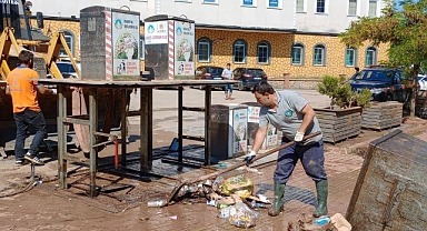 Konteynerler dezenfekte ediliyor