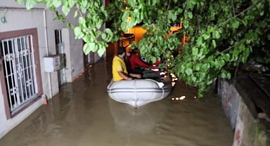 Mahsur kalan vatandaşlar kurtarılıyor