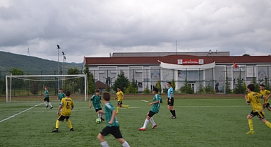 U-12 Liginde şampiyon son hafta belli olacak