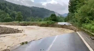 Ulus yolu kapandı