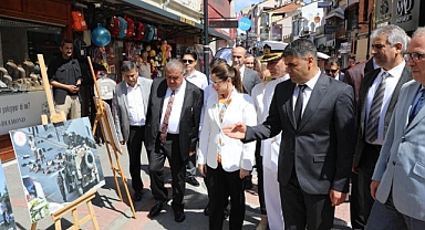 Vali Arslan, 15 Temmuz fotoğraf sergisini inceledi