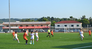 Yeni Bartınspor U-11 Liginde şampiyon oldu