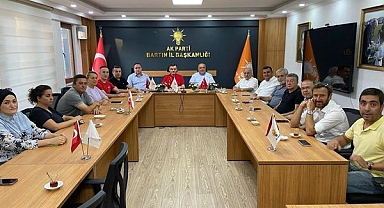 AK Parti Haftalık İl Yönetim Kurulu toplandı