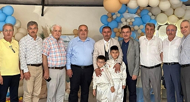 AK Parti Teşkilatı Davetlere İcabet Ediyor