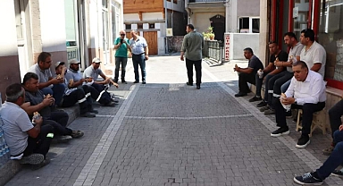 Başkan Fırıncıoğlu, işçilerle ekmeğini bölüştü