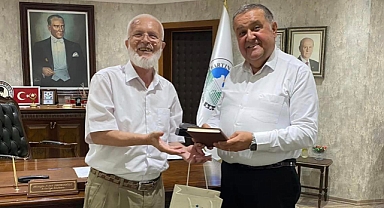 Başkan Oruçöz’ü ağırladı