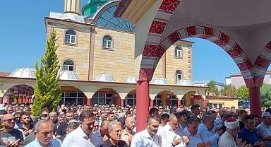 Başkan Uzun, Muhammet Ali Arslan’ın cenazesine katıldı