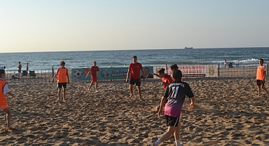 İnkumu Plaj Futbolu start aldı