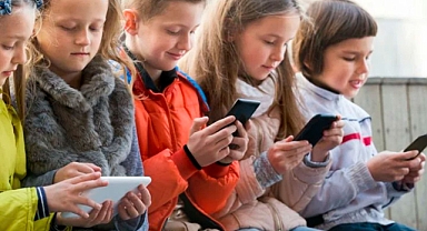 Okullara telefon yasağı geliyor...