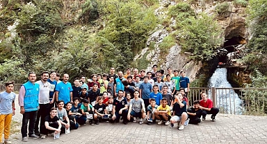 Yazımda Kardeşlik var kampı devam ediyor