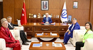 Akdeniz, Rektör Uzun’u ziyaret etti