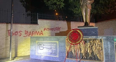 Atatürk Anıtı'na alçak saldırı
