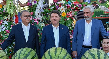 Bakan Tunç, karpuz palladı