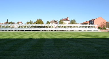 Bartın Atatürk Stadı’nda çalışmalar sürüyor