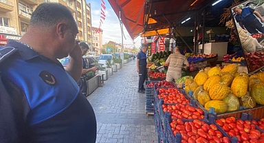 Belediye Zabıta Ekipleri Kent Merkezinde Denetim Yaptı