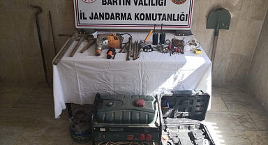 Jandarmadan definecilere baskın! 