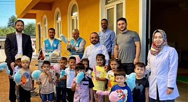 Kur’an Kursuna Pamuk Şekeri